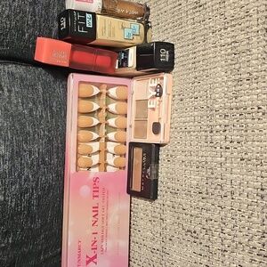 7 Item Make Up Bundle